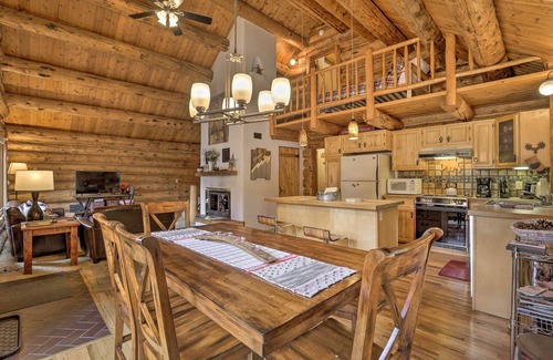 Valley of the Blue Cabin | 8 Mi to Gondola: Cozy Breckenridge Cabin w/Deck!