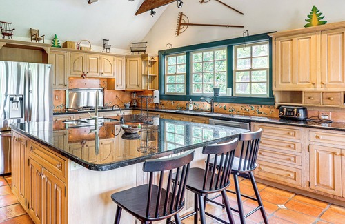 Limekiln House | 8 Mi to Reading: Spacious Farmhouse Retreat!