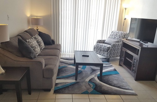 Winchester Apartment | 8 min to the strip, up to 6 people