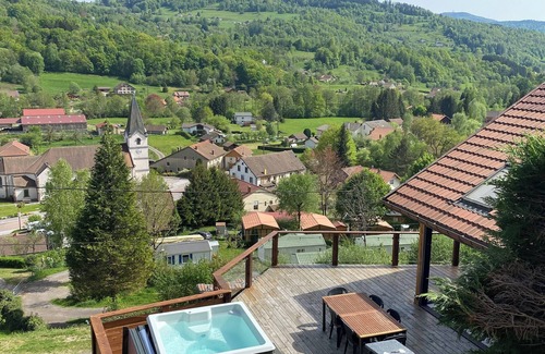 Le Menil Ski Chalet | 8-person detached chalet with Nordic bath