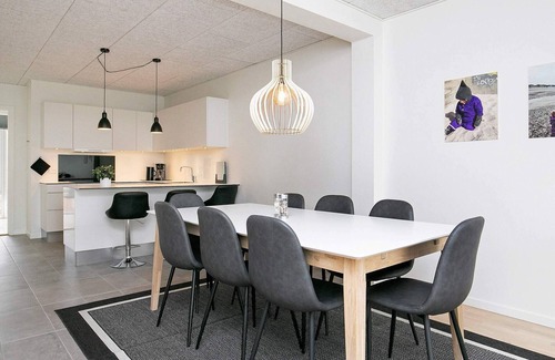 Sondervig Apartment | 8 person holiday home in Ringkøbing