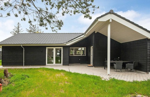 Blavand Strand House | 8 person holiday home in Blåvand
