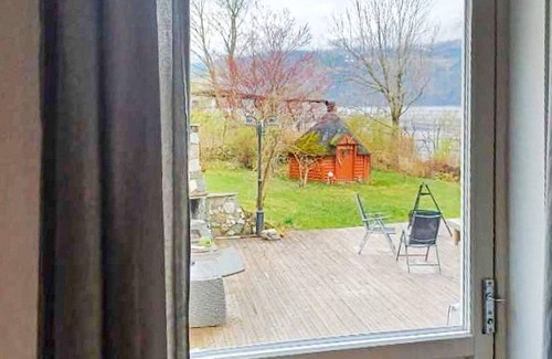 Stryn House | 8 person holiday home in Innvik-By Traum
