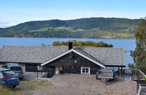Torvikbukt House | 8 person holiday home in TORVIKBUKT