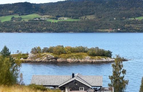 Torvikbukt House | 8 person holiday home in TORVIKBUKT