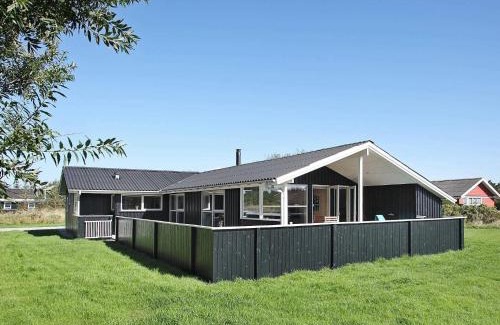 Lonstrup House | 8 person holiday home in Hjørring-By Traum