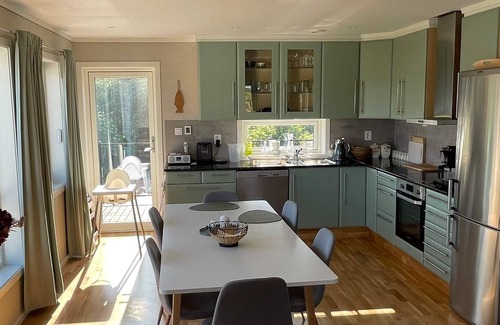 Hernar House | 8 person holiday home in Hellesøy-By Traum
