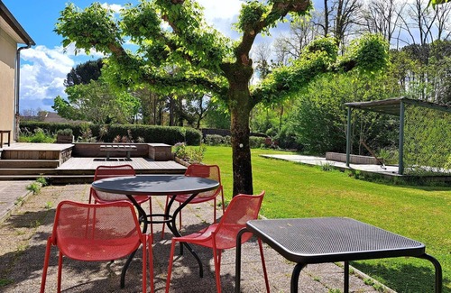 Mezos House | 8 person house with swimming pool and quality fittings