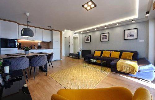 Wesoła Zachod Apartment | 80 m² Apartment ∙ 3 bedrooms ∙ 9 guests