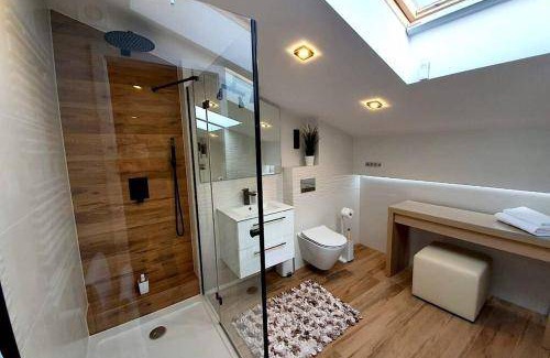 Wesoła Zachod Apartment | 80 m² Apartment ∙ 3 bedrooms ∙ 9 guests
