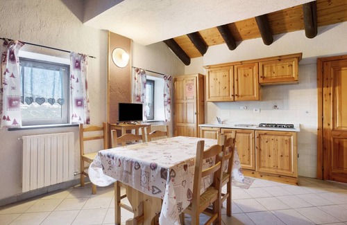 Gressan Apartment | 80 m² Apartment ∙ 1 bedroom ∙ 6 guests