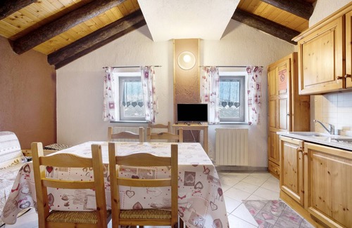 Gressan Apartment | 80 m² Apartment ∙ 1 bedroom ∙ 6 guests