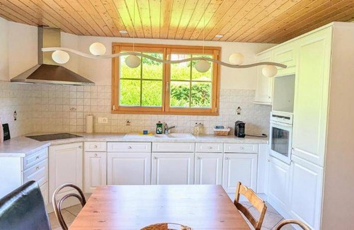 Aubonne Apartment | 80 m² Apartment ∙ 2 bedrooms ∙ 5 guests