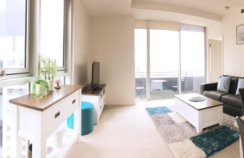 Melbourne Central Business District Apartment | 80 m² Apartment ∙ 2 bedrooms ∙ 4 guests