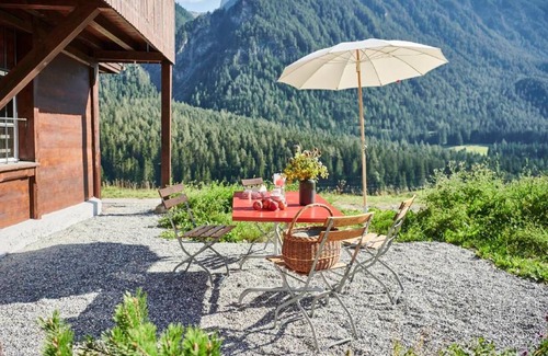 Albula-Alvra Apartment | 80 m² Apartment ∙ 3 bedrooms ∙ 5 guests