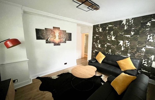 Clapham Apartment | 80 m² Apartment ∙ 3 bedrooms ∙ 8 guests