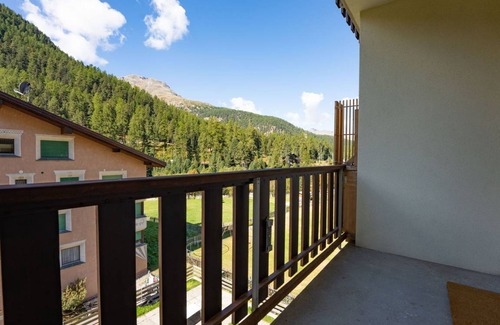 Pontresina Apartment | 80 m² Apartment ∙ 2 bedrooms ∙ 4 guests