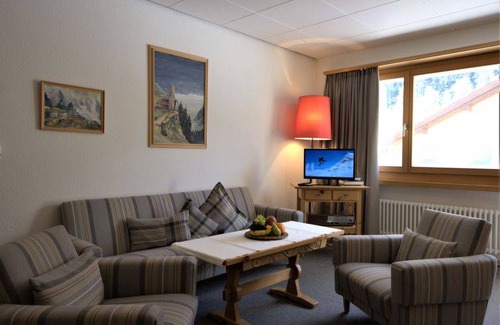 Pontresina Apartment | 80 m² Apartment ∙ 2 bedrooms ∙ 4 guests