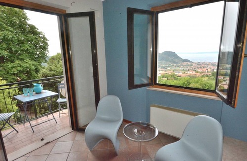 Costermano Apartment | 80 m² Apartment ∙ 2 bedrooms ∙ 4 guests
