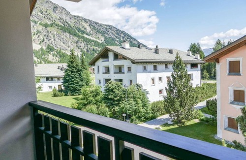 Sils-Maria Apartment | 80 m² Apartment ∙ 2 bedrooms ∙ 4 guests