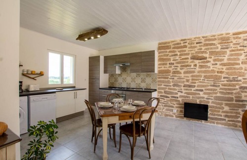 Fossemagne House | 80 m² Gîte ∙ 2 bedrooms ∙ 4 guests