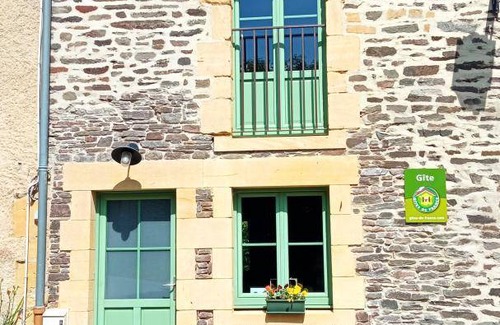 Haulme House | 80 m² Gîte ∙ 2 bedrooms ∙ 4 guests