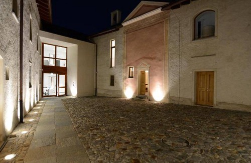 Paradiso Hotel | 80 m² Hotel ∙ 2 bedrooms ∙ 99 guests