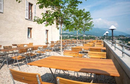 Paradiso Hotel | 80 m² Hotel ∙ 2 bedrooms ∙ 99 guests