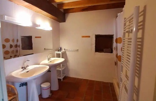 Chevannes-Changy House | 80 m² House ∙ 2 bedrooms ∙ 4 guests