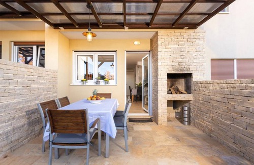 Rosini House | 80 m² House ∙ 2 bedrooms ∙ 6 guests