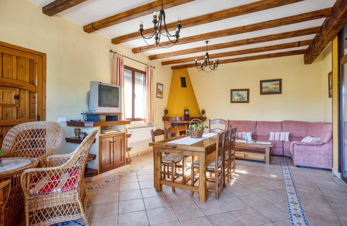 Carcabuey House | 80 m² House ∙ 5 bedrooms ∙ 11 guests