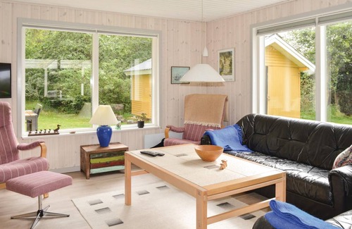 Bratten Strand House | 80 m² House ∙ 2 bedrooms ∙ 5 guests