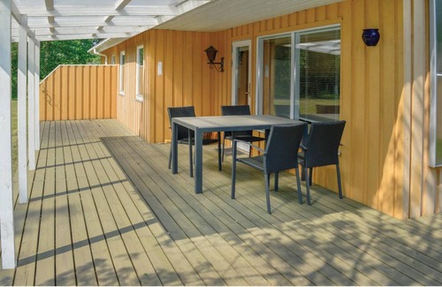 Bratten Strand House | 80 m² House ∙ 2 bedrooms ∙ 5 guests