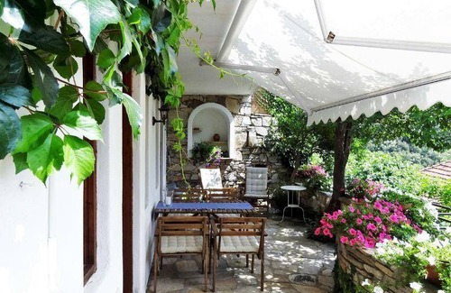 Kazaviti House | 80 m² House ∙ 2 bedrooms ∙ 4 guests