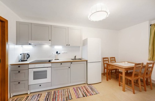 Varvazov Villa | 80 m² Villa ∙ 2 bedrooms ∙ 5 guests