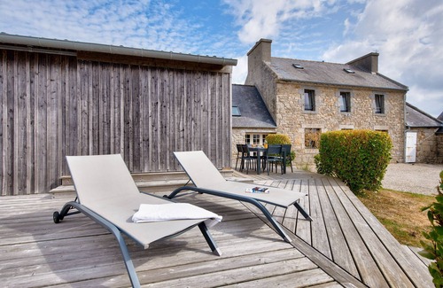 Kerlouet Ski Chalet | 800 m from the beach, house for 6 with garden