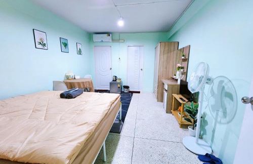 Lat Yao Apartment | 814-STP Homely room Free Wi-Fi and Near BTS line