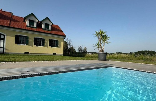 Jennersdorf Apartment | 82 m² Apartment ∙ 2 bedrooms ∙ 6 guests