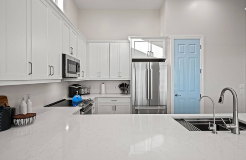 South Island House | 8214 Private Beach House w/Heated Pool & Ocean Views!
