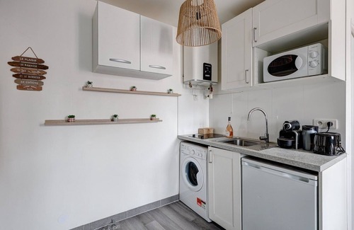 Bagnolet Apartment | 823 Suite Funky - Superb Apartment