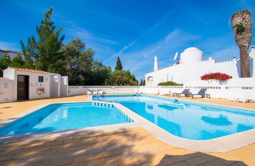 Areias Dos Moinhos Ski Chalet | 84 ADM Girod Amazing House in Carvoeiro