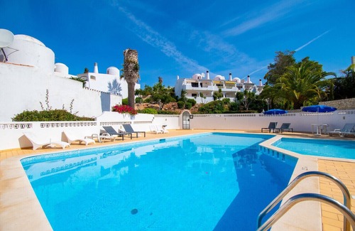 Areias Dos Moinhos Ski Chalet | 84 ADM Girod Amazing House in Carvoeiro