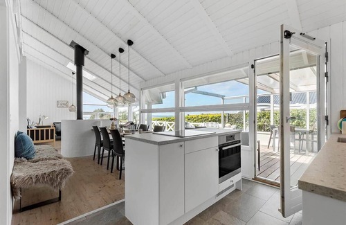 Egsmark Strand House | 84212 Ebeltoft - Makrelvej 22