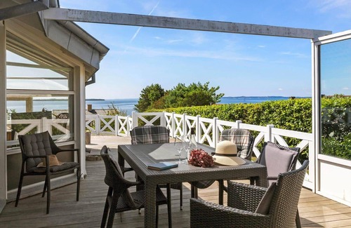 Egsmark Strand House | 84212 Ebeltoft - Makrelvej 22