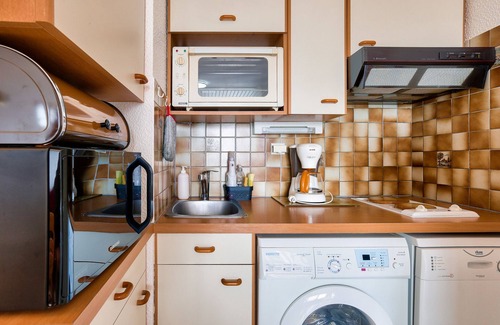 Erquy Apartment | 85 m from the beach – 2 adults and 2 children