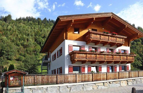 Schonbach Apartment | 85 m² Apartment ∙ 2 bedrooms ∙ 6 guests