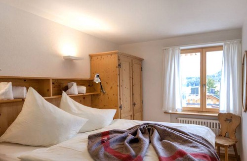 Celerina-Schlarigna Apartment | 85 m² Apartment ∙ 3 bedrooms ∙ 7 guests