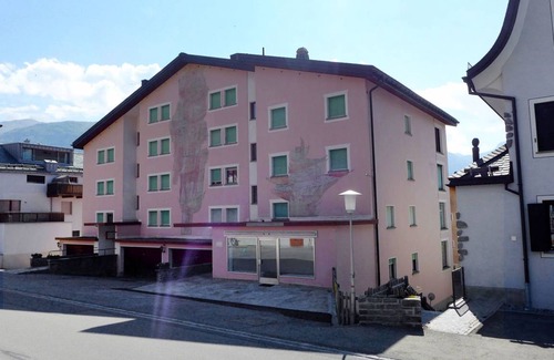 Celerina-Schlarigna Apartment | 85 m² Apartment ∙ 3 bedrooms ∙ 7 guests