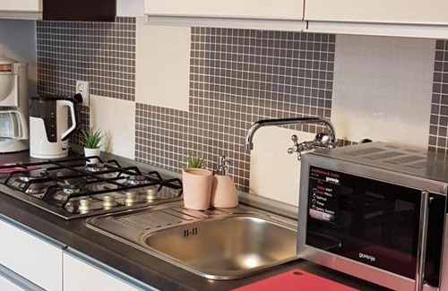 Sosnowiec Apartment | 85 m² Apartment ∙ 2 bedrooms ∙ 6 guests