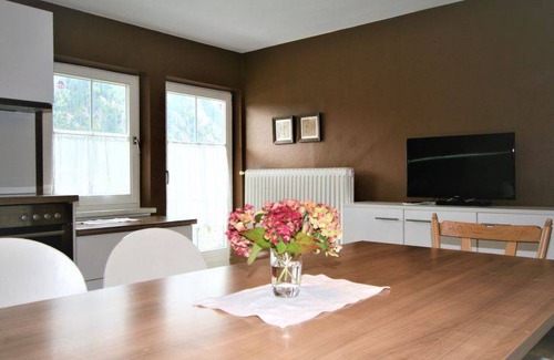 Mayrhofen Apartment | 85 m² Apartment ∙ 3 bedrooms ∙ 8 guests